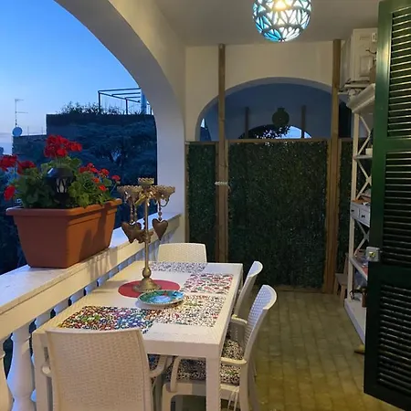 Martina Appartamento Lacco Ameno (Isola d'Ischia)